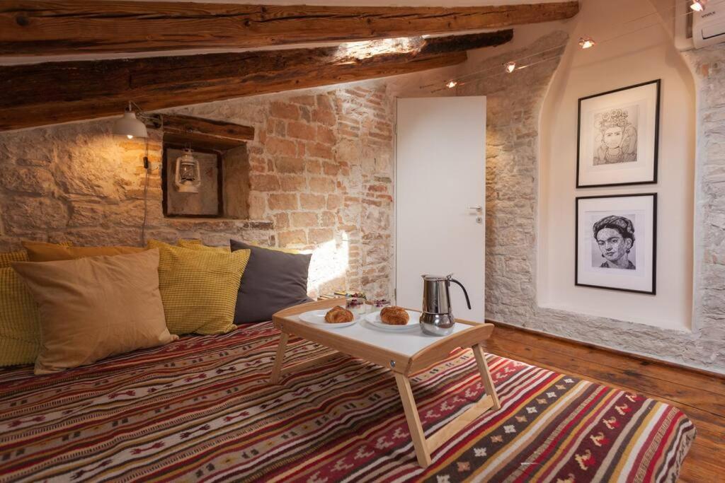 Vintage Apartment Rovinj Old Town Экстерьер фото