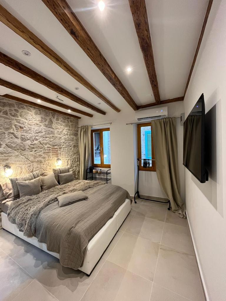 Vintage Apartment Rovinj Old Town Экстерьер фото
